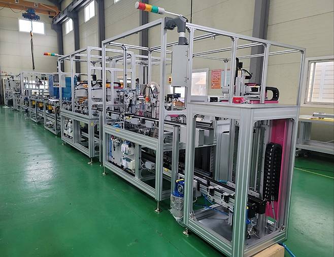 씨이케이의 공장 자동화 설비.