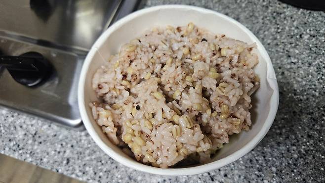 20250623_014441.jpg 저녁 신라면 레드 컵으로 라죽