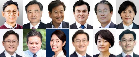 대통령실은 23일 강훈식 대통령비서실장의 브리핑을 통해 이재명 대통령의 장관급 내각 인선을 발표했다. 윗줄 왼쪽부터 배경훈 과학기술정보통신부 장관 후보자, 조현 외교부 장관 후보자, 정동영 통일부 장관 후보자, 권오을 국가보훈부 장관 후보자, 유임된 송미령 농림축산식품부 장관. 아래줄 왼쪽부터 김성환 환경부 장관 후보자, 김영훈 고용노동부 장관 후보자, 강선우 여성가족부 장관 후보자, 전재수 해양수산부 장관 후보자, 한성숙 중소벤처기업부 장관 후보자, 국무조정실장에 임명된 윤창렬 LG글로벌 전략개발원장. 대통령실 제공