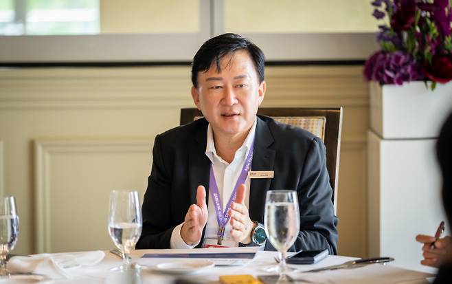 바이오USA에 참가한 기업인들의 활약이 주목된다. 사진은 바이오USA 기자 간담회에 참석한 존림 삼성바이오로직스 대표. /사진=삼성바이오로직스