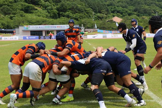 대한럭비협회는&nbsp;23일부터&nbsp;29일까지&nbsp;7일간 전남&nbsp;진도군에 위치한 진도 전두구장에서&nbsp;‘제78회 전국 종별 럭비 선수권대회’가&nbsp;개막했다고&nbsp;23일 밝혔다. / 대한럭비협회