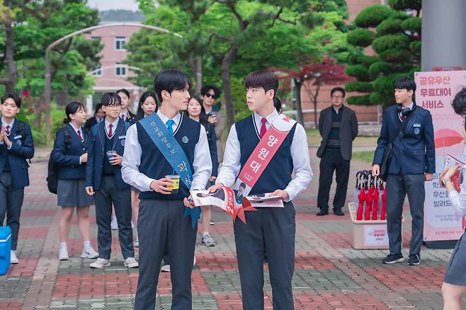 티빙 오리지널 드라마 ‘러닝메이트’ 한 장면. 사진 티빙