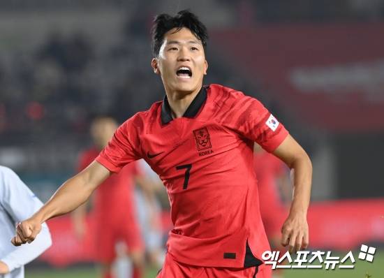 대한축구협회가 23일 보도자료를 통해 오는 7월 한국에서 열리는 2025 동아시아축구연맹(EAFF) E-1 챔피언십에 나설 남녀 축구 대표팀 명단을 발표했다.&nbsp;엑스포츠뉴스DB