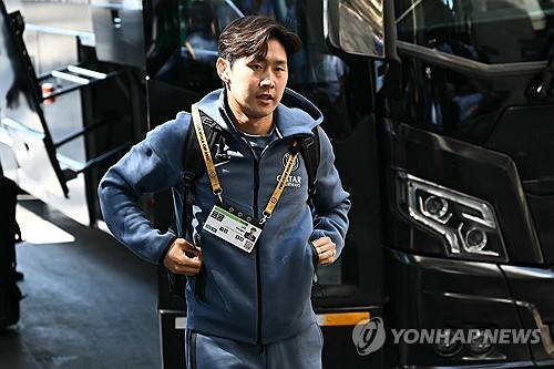 스페인 매체 '렐레보' 기자 마테오 모레토가 23일(한국시간) 자신의 유튜브 채널을 통해 이강인의 차기 행선지가 조만간 공개될 거라고 보도했다. 연합뉴스