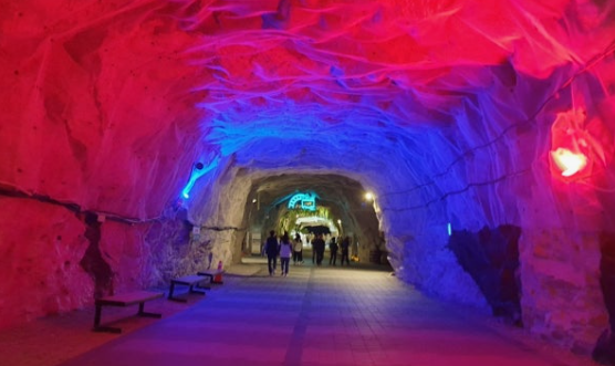 충주 활옥동굴 내부 모습.사진=김의상 기자