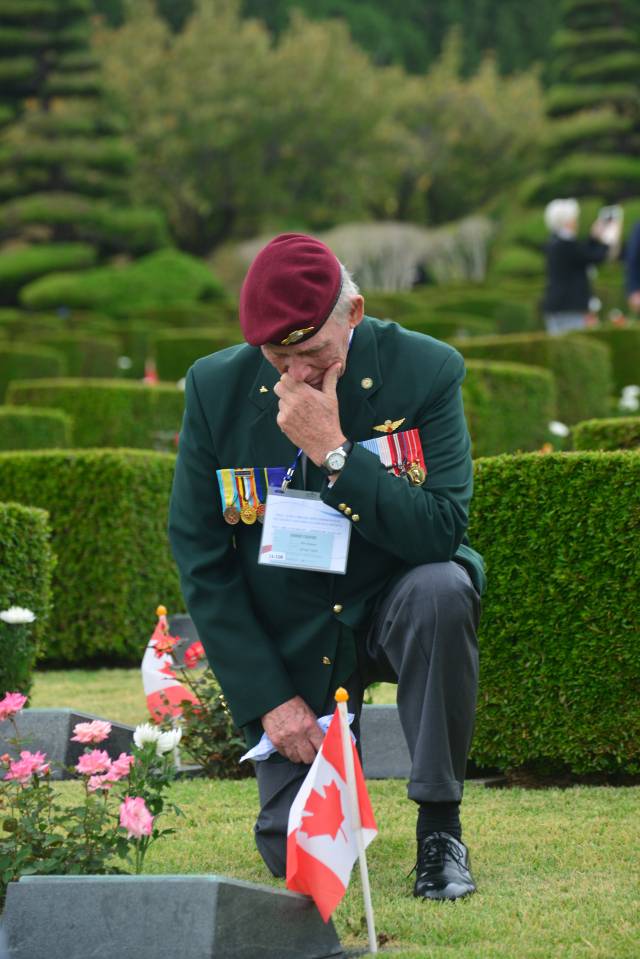 정춘산의 사진 작품. 유엔기념공원에서 촬영한 것들이다. 작가 제공