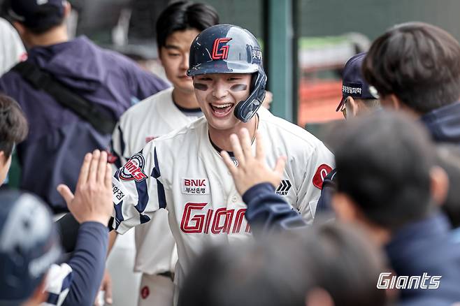 롯데 윤동희. 롯데 제공