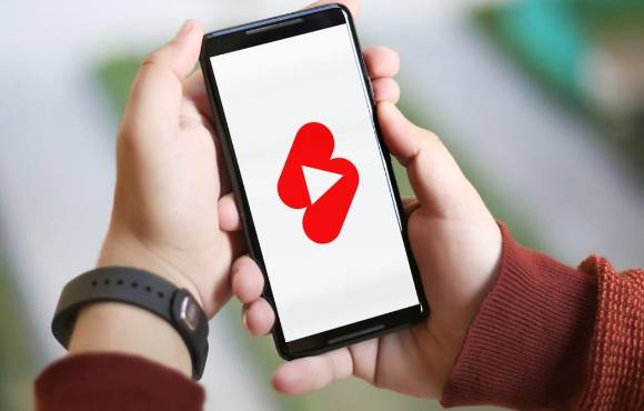 '유튜브 프리미엄'을 저렴한 가격에 이용할 수 있다고 속여 돈을 뜯어내는 신종 사기 수법이 기승을 부리고 있다. 본 기사와 무관한 이미지. [사진=픽사베이@Tumisu]