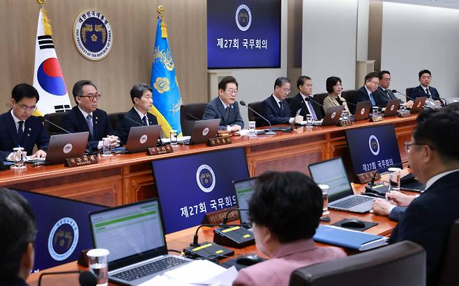 정부가 내각 인선을 본격화하며 정부 산하 공공기관장들의 임기 수행에도 관심이 집중되고 있다. 사진은 국무회의에서 발언하는 이재명 대통령. /사진=뉴시스(대통령실 통신사진 기자단)