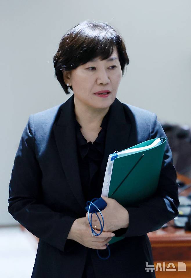 [서울=뉴시스] 고범준 기자 = 송미령 농림축산식품부 장관이 24일 서울 용산 대통령실 청사에서 열린 국무회의에 참석하고 있다. (대통령실통신사진기자단) 2025.06.24. bjko@newsis.com