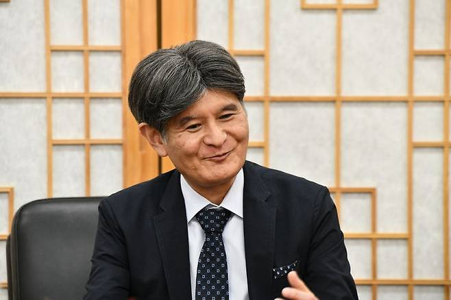 [서울=뉴시스] 일본 사찰 고토쿠인(高徳院)의 사토 다카오 주지 (사진=국가유산청 제공) 2025.06.24. photo@newsis.com *재판매 및 DB 금지