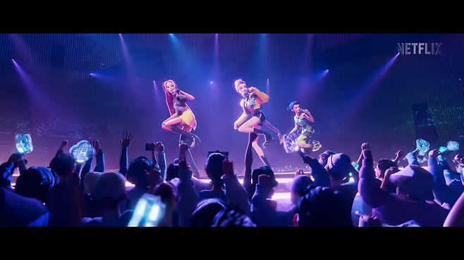 넷플릭스 오리지널 애니메이션 ‘케이팝 데몬 헌터스’ 주인공인 K팝 걸그룹 ‘헌트릭스’. 넷플릭스 유튜브 캡처