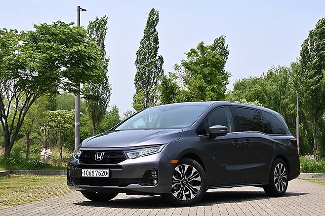 혼다 오딧세이. 사진: 김학수 기자