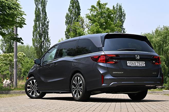 혼다 오딧세이. 사진: 김학수 기자