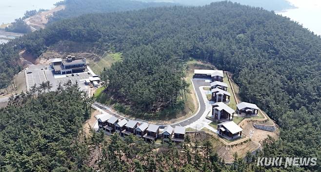내년 개장을 앞둔 원산도 휴양림 전경.