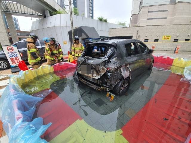 하남 신장동 아파트 지하주차장 차량 화재 현장. 하남소방서 제공