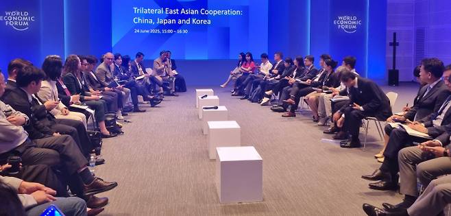 지난 24일 열린 AMNC 2025 동북아 3국(한·중·일) 관계자 협력 간담회. /사진제공=경기도