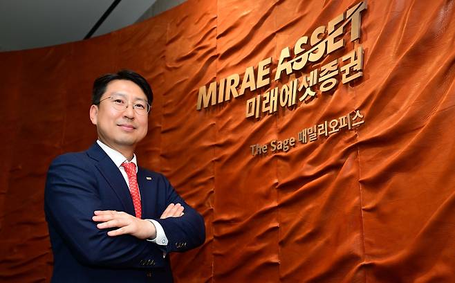 김명진 미래에셋증권 패밀리오피스 1팀 팀장이 23일 오후 서울 강남구 테헤란로 미래에셋증권 The Sage 패밀리오피스에서 헤럴드경제와 인터뷰에 앞서 포즈를 취하고 있다. 이상섭 기자