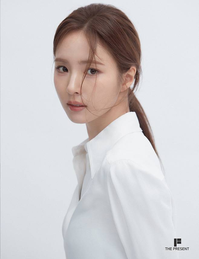 사진|더프레젠트컴퍼니