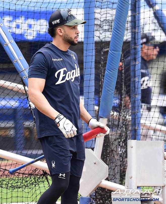 26일 대구 삼성라이온즈파크에서 열리는 삼성과 한화의 경기. 타격 훈련을 하고 있는 리베라토. 대구=송정헌 기자songs@sportschosun.com/2025.06.26/