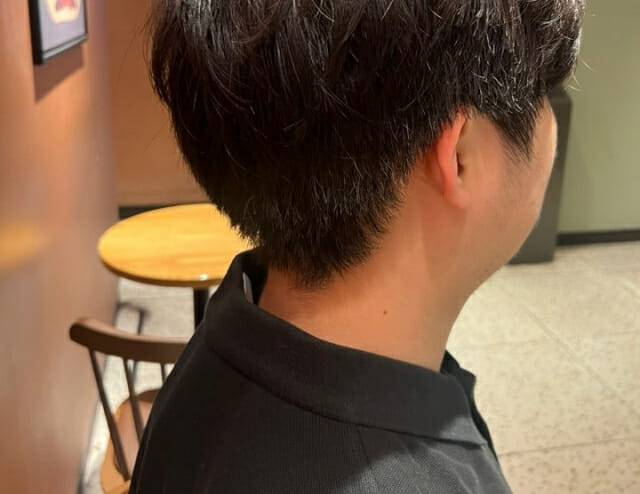 소니 체온조절기 '레온 포켓 프로'를 착용한 모습 (사진=지디넷코리아 신영빈 기자)