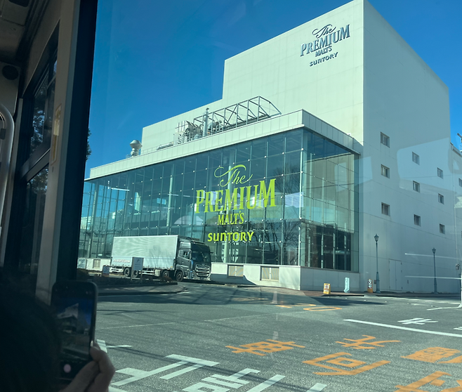 24b0d121e09c28a8699fe8b115ef0464df8ee6cbe0