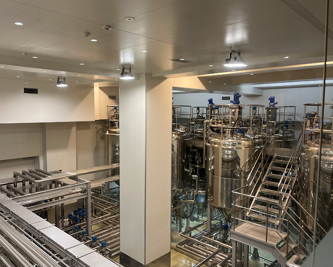 24b0d121e09c28a8699fe8b115ef046c65f02e469be2