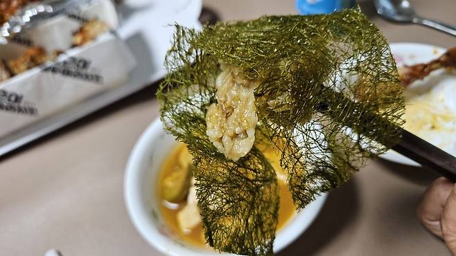 20250625_185234.jpg 저녁 숯불바베큐 치킨에 한잔