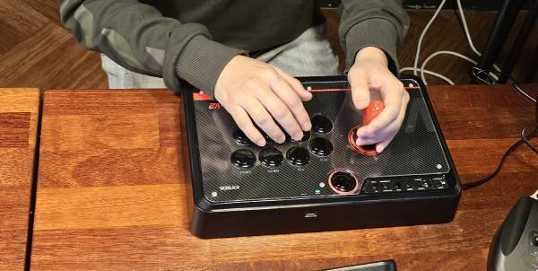 조이트론 V2 스틱