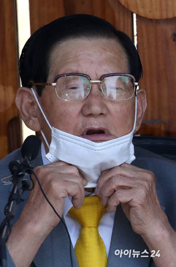 2023년 3월, 신천지예수교 증거장막성전(이하 신천지) 이만희 총회장 기자회견 모습