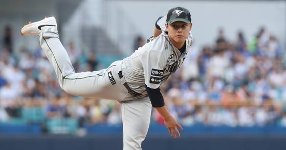 역투하는 문동주. 연합뉴스