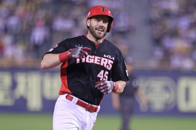 ▲ 위즈덤, 동점 솔로포 [KIA타이거즈]