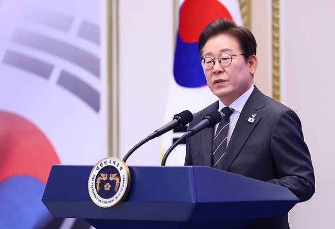 이재명 대통령이 27일 청와대 영빈관에서 열린 ‘호국보훈의 달, 대통령의 초대’에서 발언하고 있다  2025.06.27 대통령실사진기자단 김호영기자