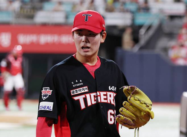 KIA타이거즈가 오선우와 성영탁 등 퓨처스리그에서 맹활약한 선수들의 약진 속에 상승세를 타고 있다. 사진은 KIA에서 활약 중인 성영탁. /사진=뉴스1