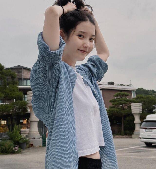 가수 겸 배우 아이유/아이유 인스타그램