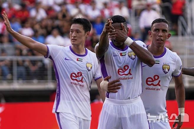 [워싱턴=AP/뉴시스]박용우 뛴 알아인, 클럽월드컵서 첫 승. 2025.06.26.