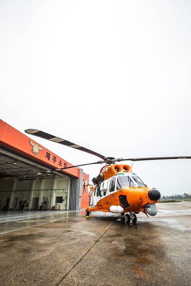 제주도 소방안전본부 소방항공대에 배치된 다목적 소방헬기 한라매.&nbsp;제주도 소방안전본부 제공