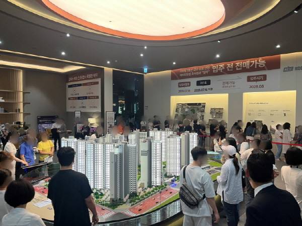 사진=KCC건설, 오퍼스 한강 스위첸 집객 이미지