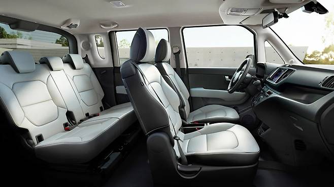 기아 레이 실내