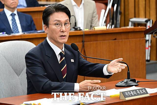 김민석 국무총리 후보자가 25일 국회에서 열린 인사청문회에 출석해 주진우 국민의힘 의원의 질의에 답하는 모습. /남윤호 기자