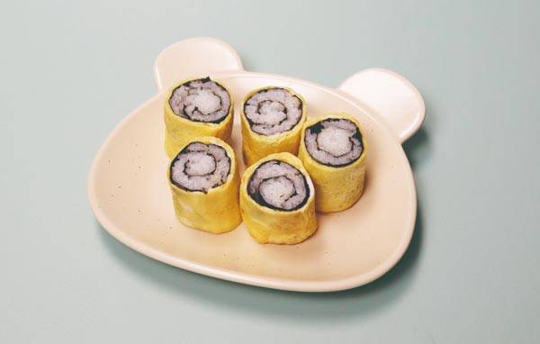 '달곰삼삼네 삼 남매 집밥 레시피' 속 달걀말이밥 사진./비타북스 제공