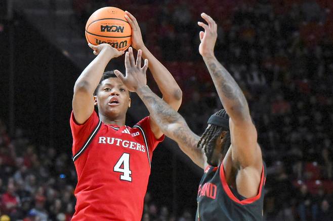 <yonhap photo-4233=""> FILE - Rutgers guard Ace Bailey (4) shoots the ball against Maryland guard Selton Miguel during the first half of an NCAA college basketball game, Sunday, Feb. 9, 2025, in College Park, Md. (AP Photo/Terrance Williams, File) FILE PHOTO/2025-06-21 15:46:24/<저작권자 ⓒ 1980-2025 ㈜연합뉴스. 무단 전재 재배포 금지, AI 학습 및 활용 금지></yonhap>