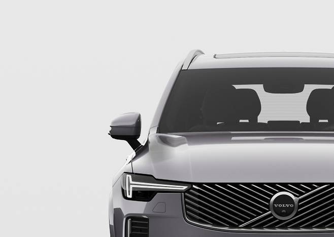 볼보코리아가 7인승 플래그십 SUV '신형 XC90'의 사전 예약을 받는다. /사진=볼보코리아