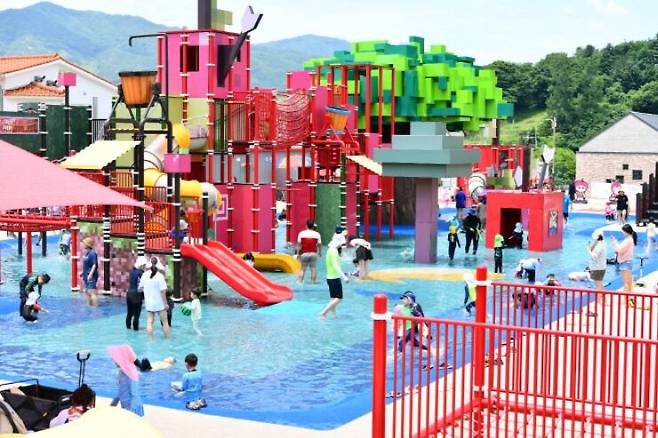 전북 장수군 누리파크 발물놀이장. 장수군 제공