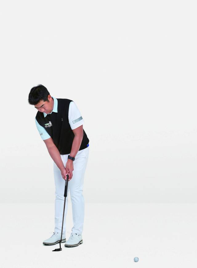 가상의 홀을 활용하면 퍼팅 성공 확률이 높아진다.