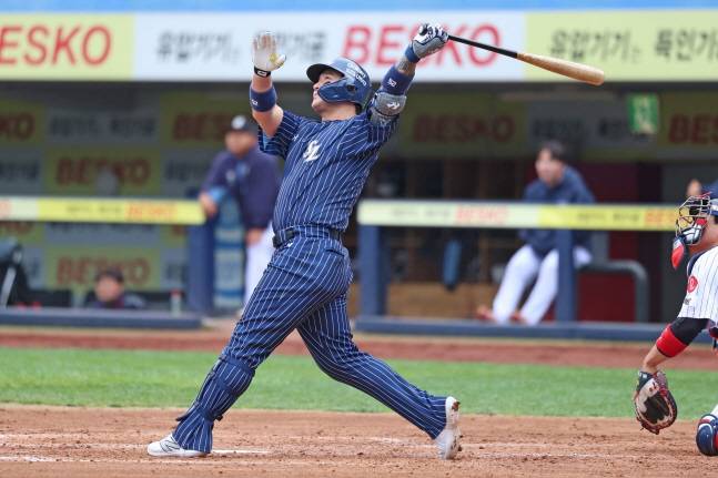 홈런을 터뜨리는 박병호. /사진=삼성 라이온즈 제공