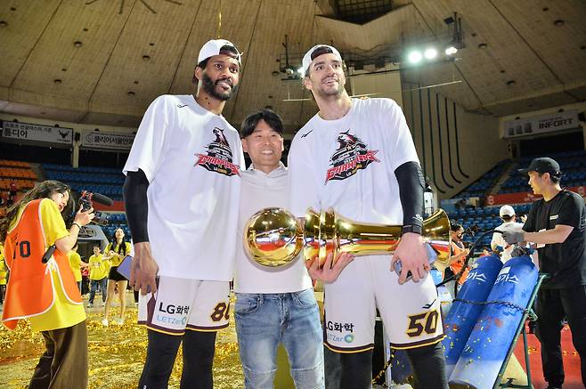 데릴 먼로(왼쪽). 사진제공=KBL