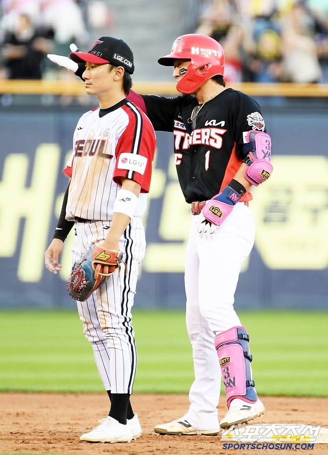 29일 잠실구장에서 열린 LG 트윈스와 KIA 타이거즈의 경기. KIA 박찬호가 적시타를 날린 뒤 환호하고 있다. 잠실=박재만 기자 pjm@sportschosun.com/2025.06.29/