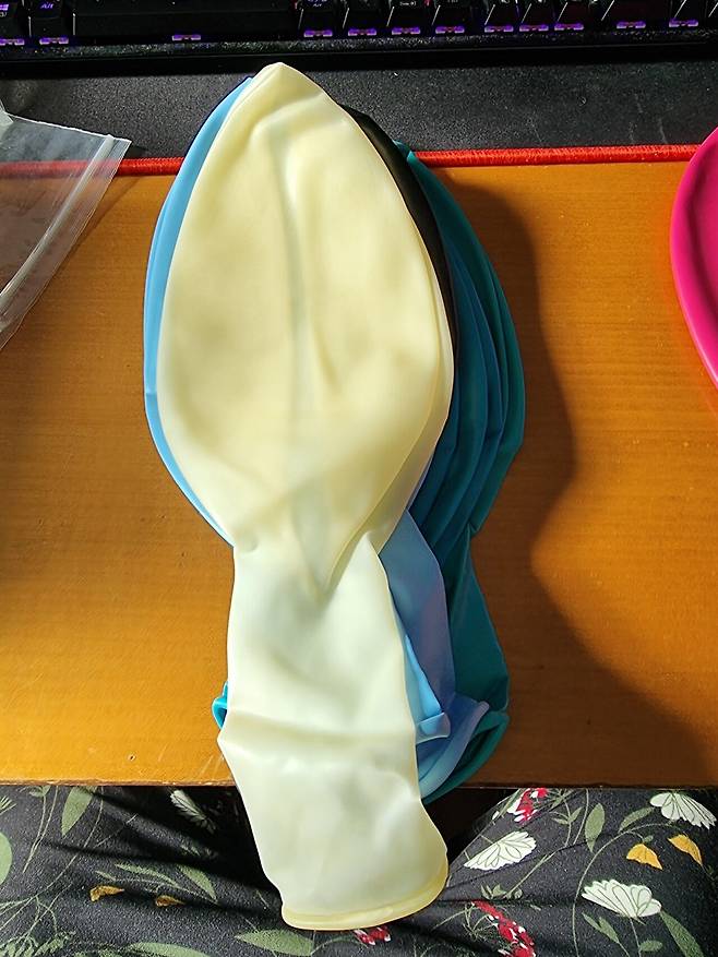 20250112_121921.jpg [투명색상] 셈퍼텍스 3피트 크리스탈 클리어 대형 고무풍선