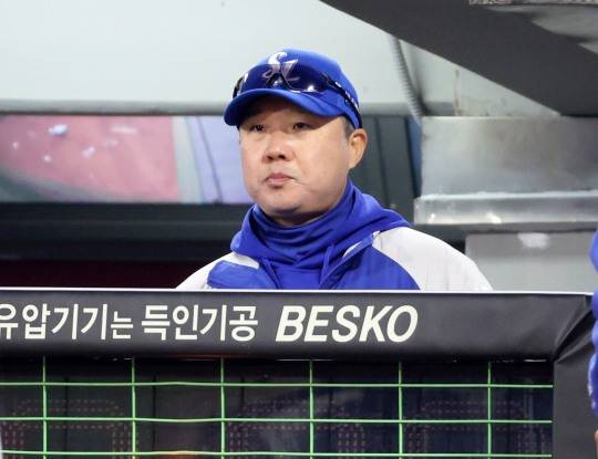 경기 지켜보는 박진만 감독. 사진[연합뉴스]